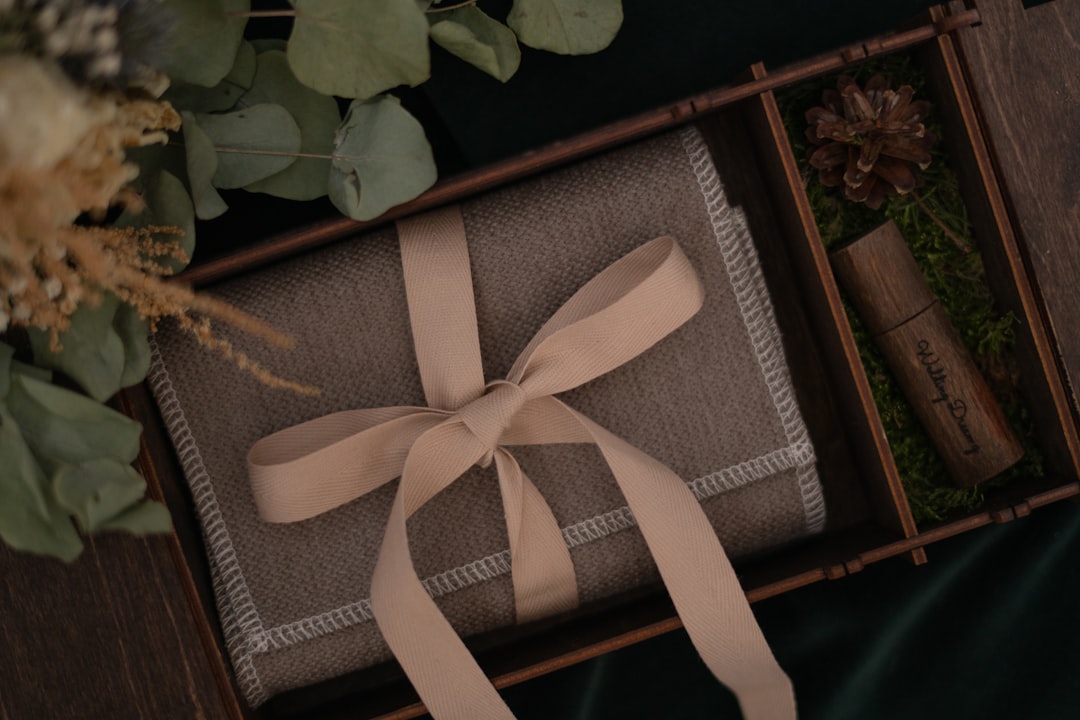 Celebrate Love: The Perfect Wedding Gifts for Every Couple