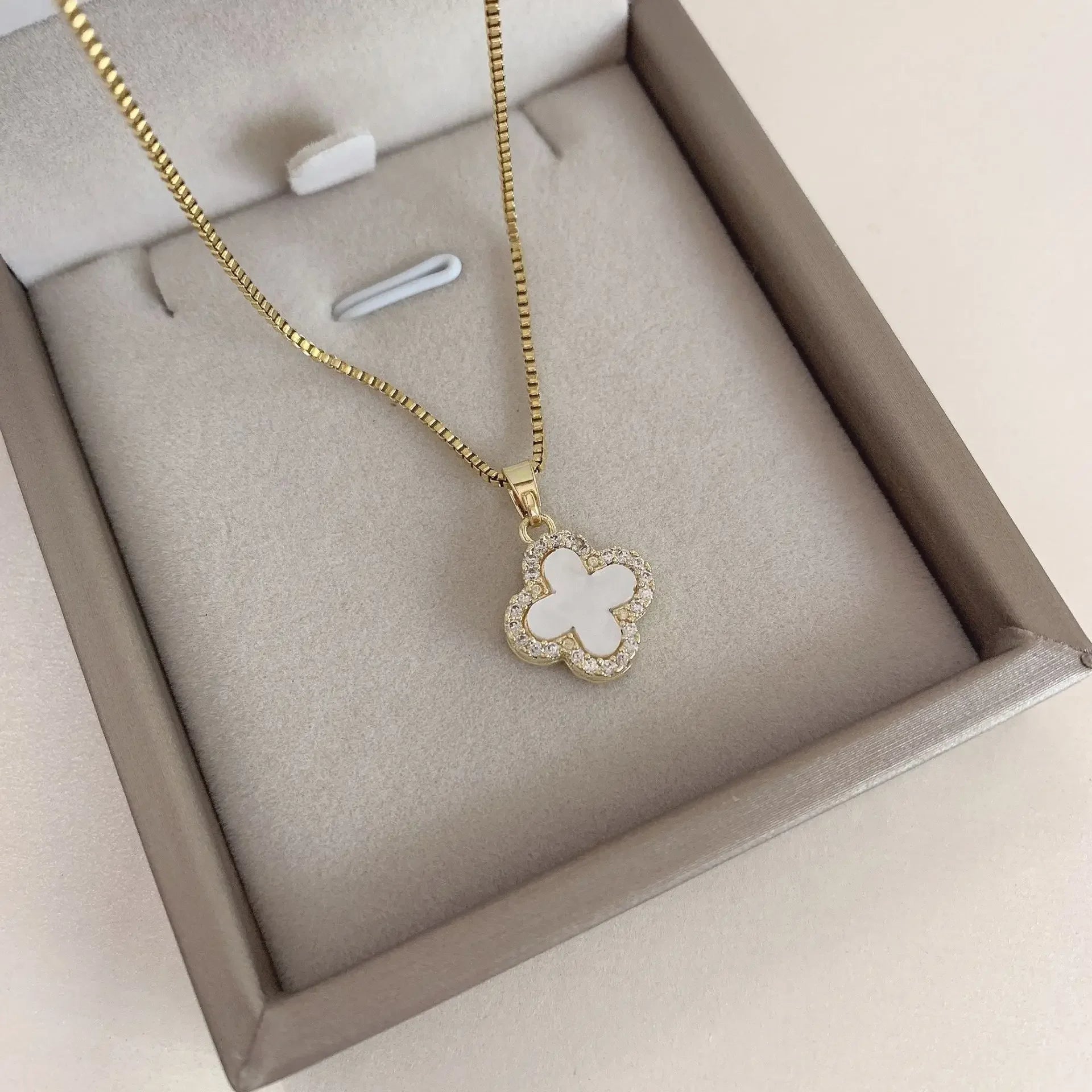 Double-Sided Clover Necklace