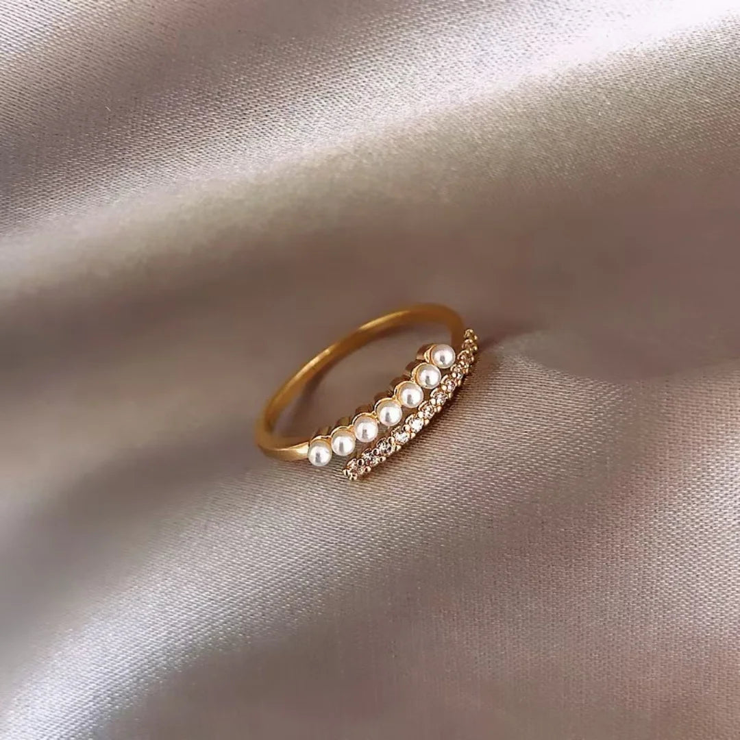 Luxury Pearl & Rhinestone Open Ring – Elegant Gold Stackable Style